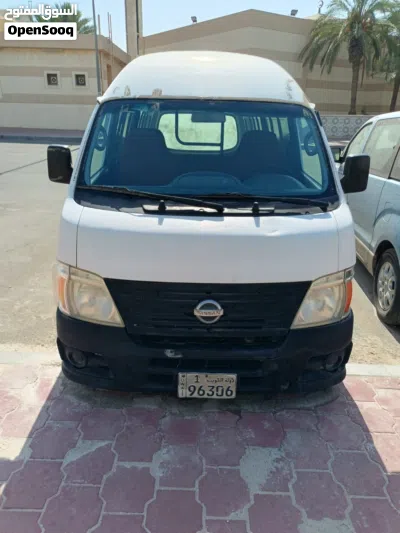 Nissan Urvan 4