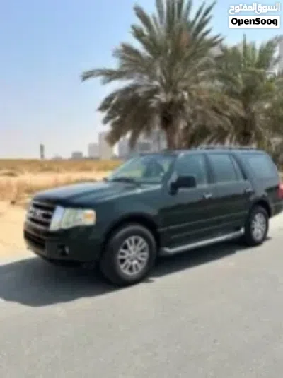 Ford Expedition XLT 2