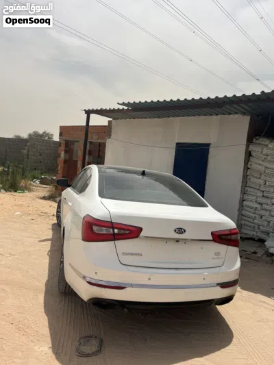 Kia Cadenza Limited 3
