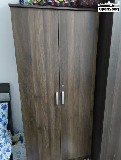 6 doors wardrobe in excellent condition 4