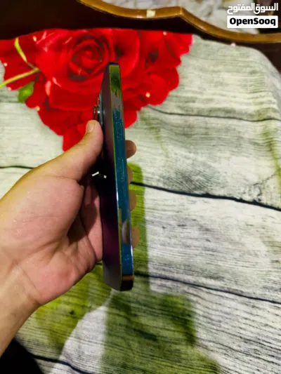 iPhone 14 Pro Max 4