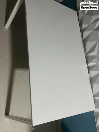 طاولة للبيع بحالة ممتازة 2
