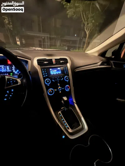 Ford Fusion SE 4