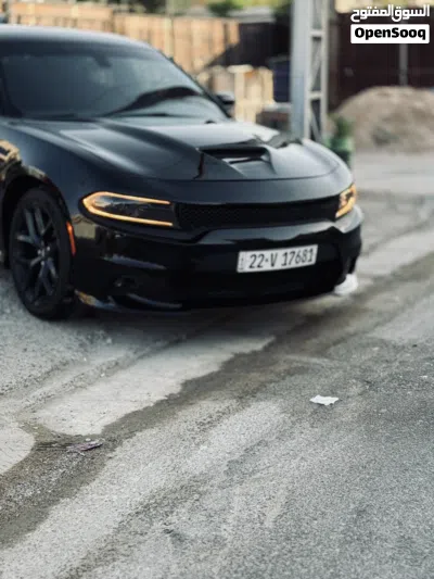 Dodge Charger SXT 2