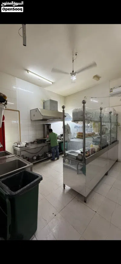 مقهى بكامل اغراضه بسعر مغري 3