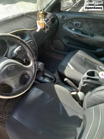 Hyundai Avante Standard 2