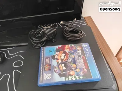 سلام عليكم PS4 شبه نضيف استعمل نضيف جهاز اصلي 2