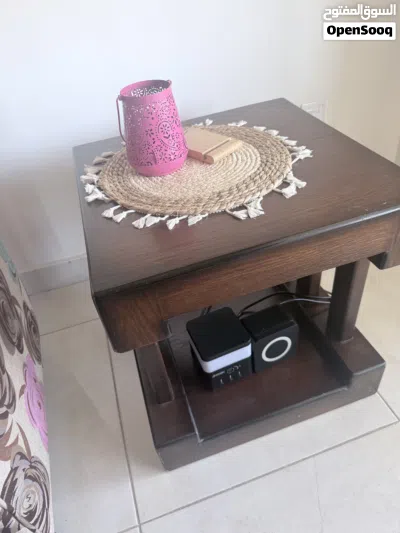 طاولة تلفزيون و طاولة قهوة و طاولتان جانبيتان 2