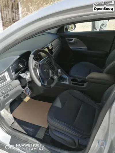 كيا نيرو EX Touring 4