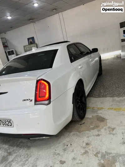 Chrysler 300 300S v8 2
