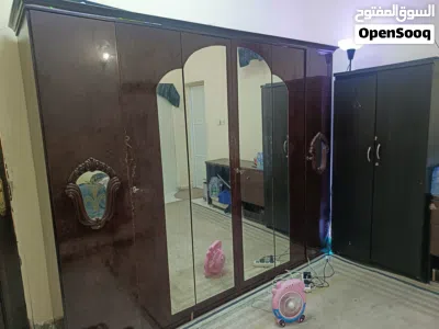wardrobe good condition 3