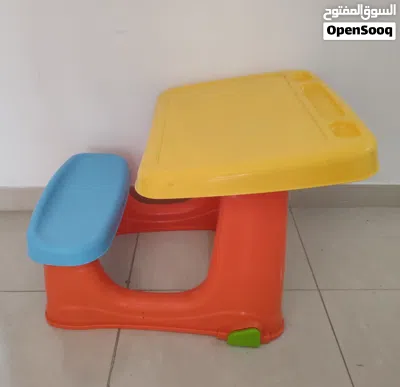 Branded Kids Desk مكتب للأطفال ماركة عالمية 2