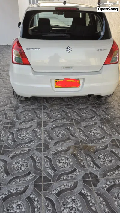 Suzuki Swift Standard 4