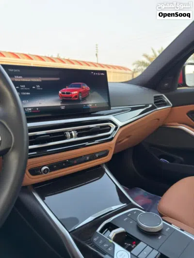 بي ام دبليو الفئة 3 330e 4