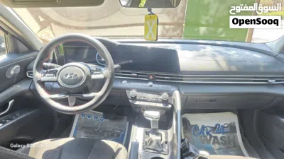 Hyundai Elantra GLS 3