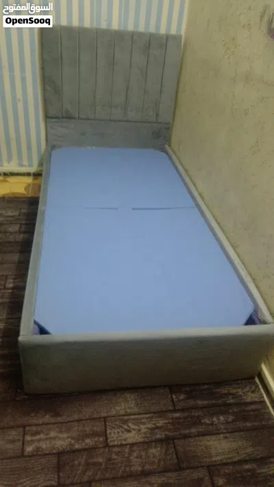 تخت مفرد للبيع 2