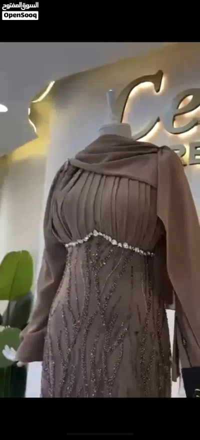 فستان مستعمل شبه جديد 2
