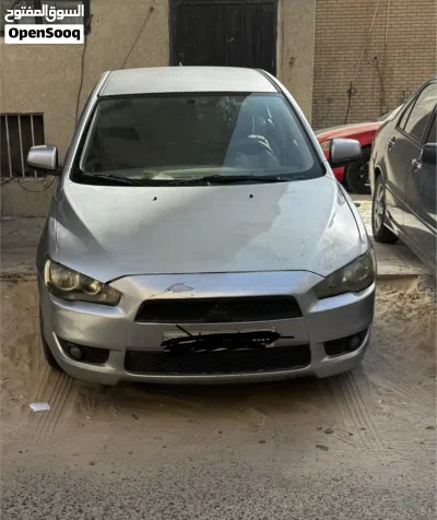 Mitsubishi Lancer GLX 2