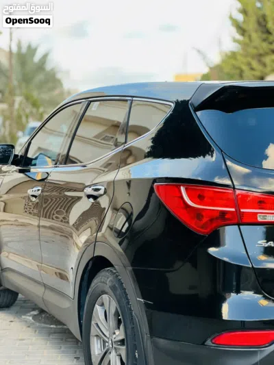 Hyundai Santa Fe Limited 4