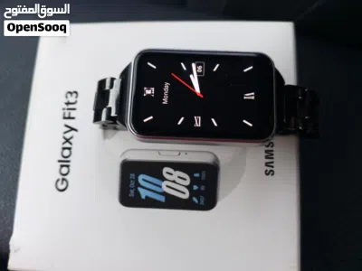 ساعة سامسونج fit 3 ستاتي مع كرتونة و شاحن وكساتك 2