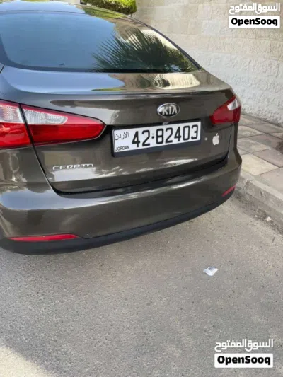 Kia Cerato Standard 4