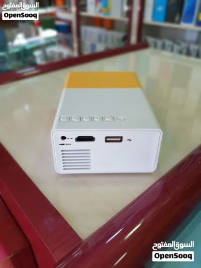 بروجكترgy300 يدعم الواي فاي وجوده1080ومعاه ريموت تحكم وسبيكر داخلي 3