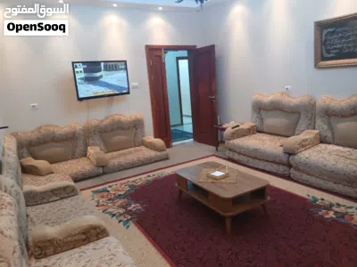 فيلا حديثة من طابقين مع مطبخ خارجي مساحة الأرض 600 متر و مساحة المسقوف 700متر. 4
