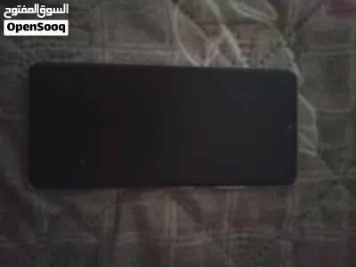 جالاكسي الترا اس 21 بحالة ممتازه للبيع مش مغير فيه ولا اشي وضعو ممتاز الكاميرا غنية عن التعريف 3