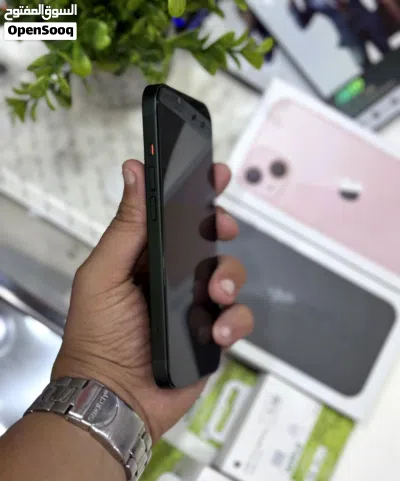 عرض خاص : iPhone 13 128gb هواتف نظيفة جدا بحالة الوكالة بدون شموخ أو مشاكل مع ضمان و ملحقات 2
