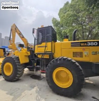 Komatsu WA380 Loader 2
