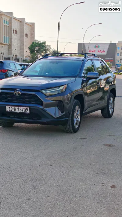 Toyota RAV 4 XLE 4