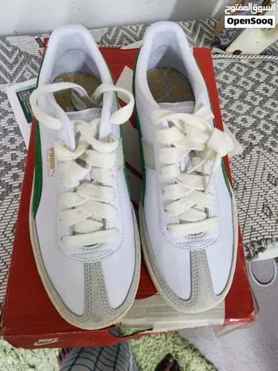 Orignal puma shoe for sale new unused size 40. 3