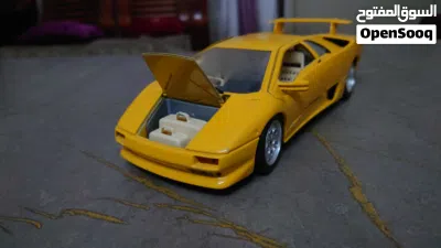 مجسم سيارة لامبورجيني ديابلو 1990 4