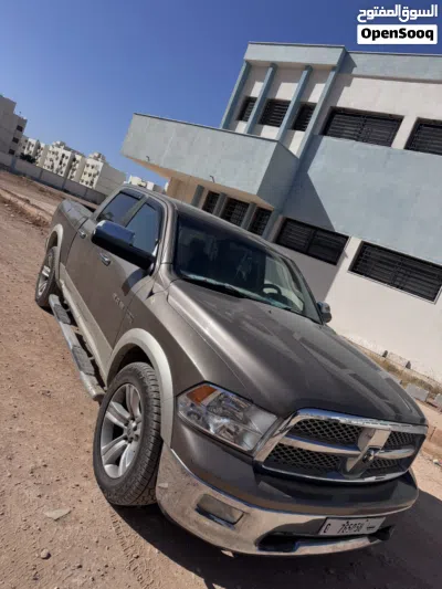 Dodge Ram Laramie 2