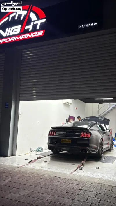 Ford Mustang GT 4