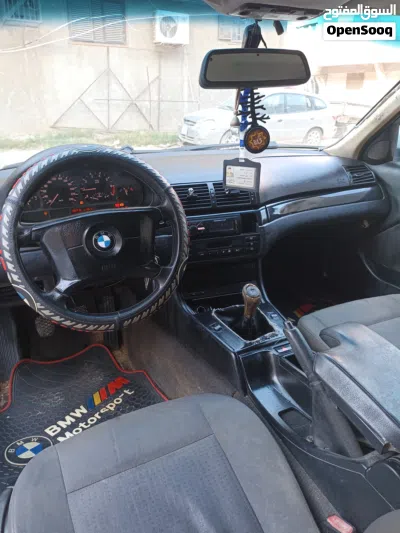 BMW 3 Series 318 2