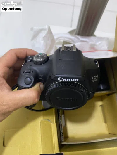 Canon EOS 2000d 3