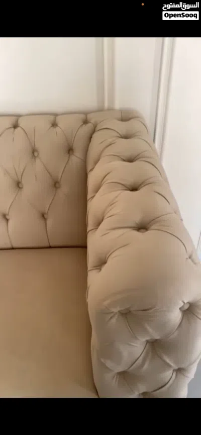 للبيع كنبة اللون بيج انيقه مكونة من 7 قطع 3