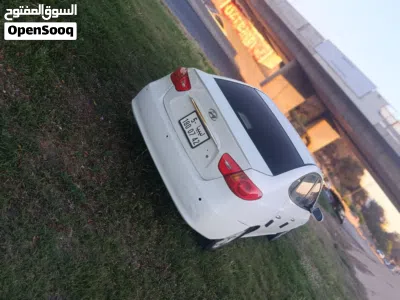 Hyundai Avante SE 4
