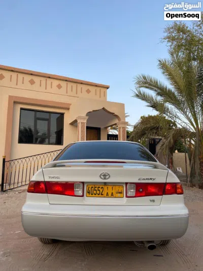 Toyota Camry XLE 3