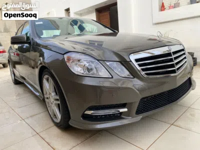 مرسيدس بنز الفئة-E E 550 4