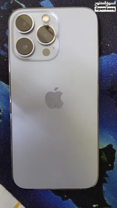 iphone 13 pro great condition best choice 6'2 inch 2