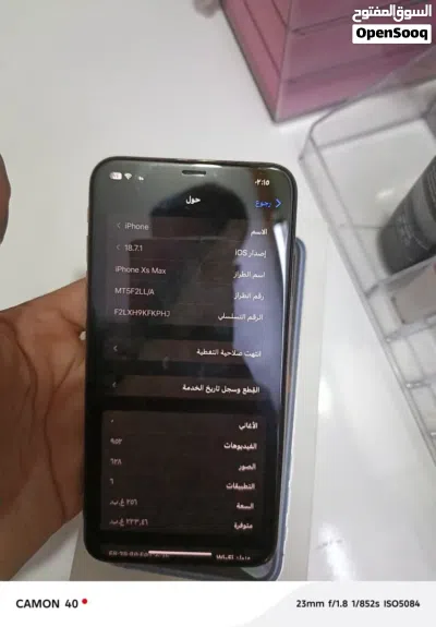 آيفون XS MAXذهبي بعده وكالة غير مفتوح او مبدل بيه قطعة بطارية 77 وذاكرة 256 جهاز انكسرت شاشة بعد نشر 4