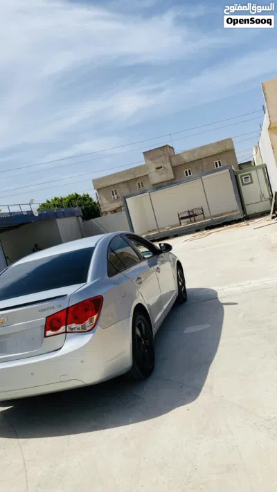 Chevrolet Cruze LS 3