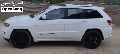 Jeep Grand Cherokee Standard 4