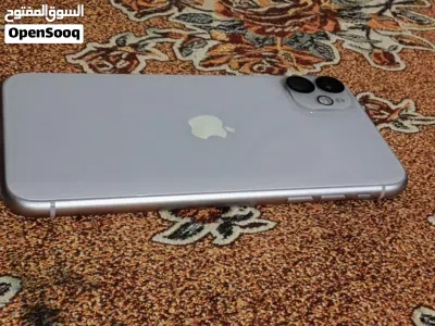 ايفون 11 64 جيبي نظيف بحالة الوكالة 4