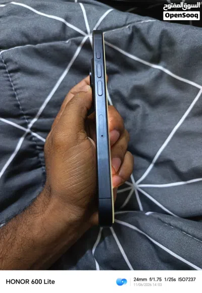 iPhone 15 pro arabic 4
