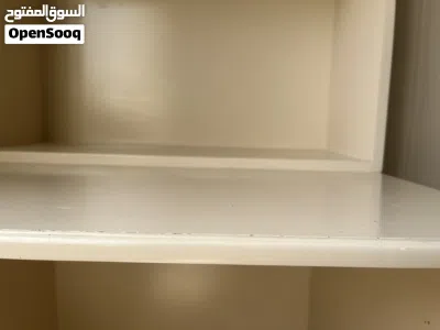 طاولة دراسة مع 3 ارفف للكتبStudy desk with book shelves 2