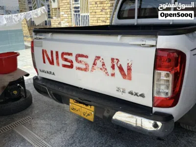 Nissan Navara SE 2