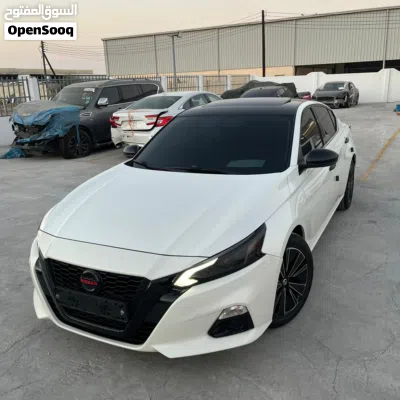 Nissan Altima SR 3